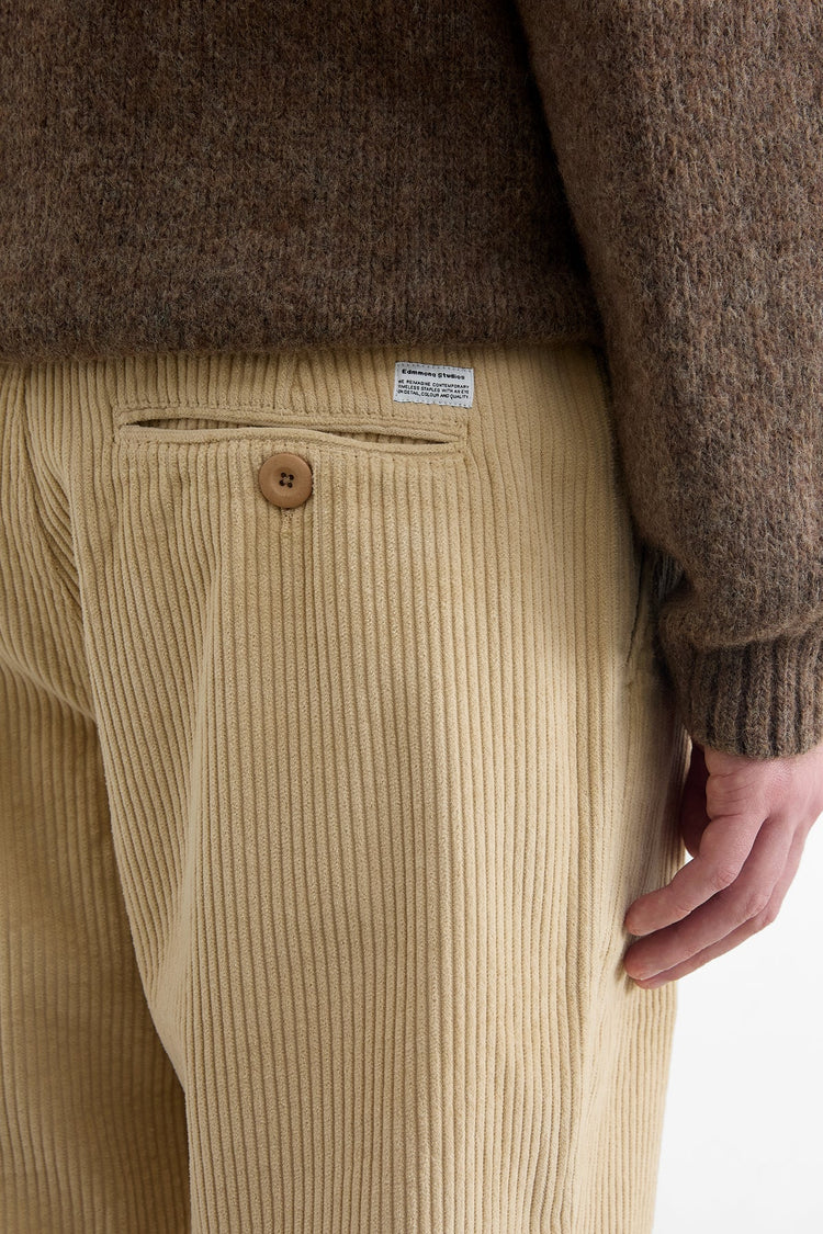 Edmmond glasgow sweater plain chocolate