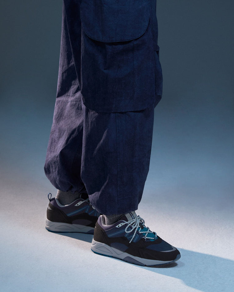Karhu fusion 2.0 jet black deep lagoon (web only)