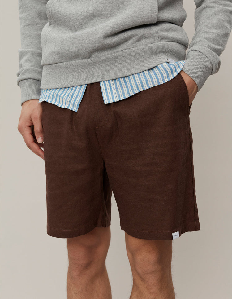 Les deux otto linen shorts ebony brown