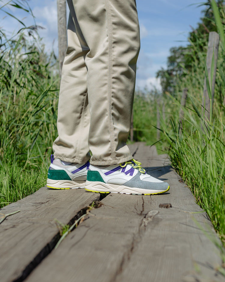 Karhu fusion 2.0 aventurine surf the web (web only)