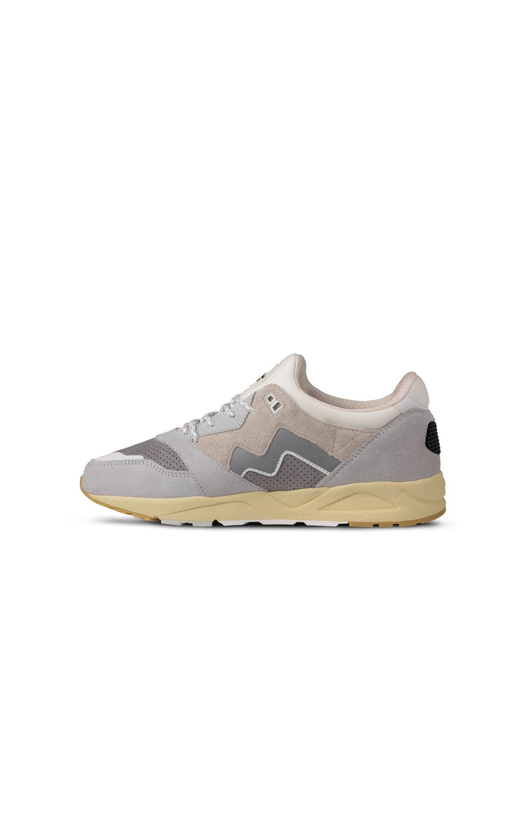Karhu aria 95 lunar rock foggy dew (web only)