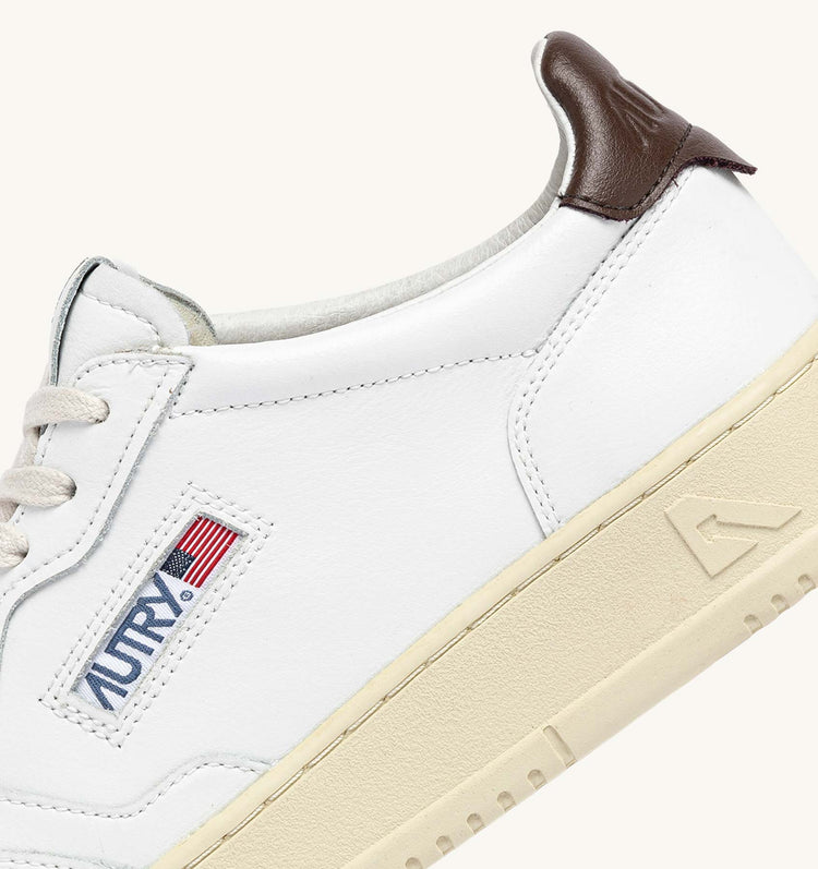 Autry ll53 leather leather white brown