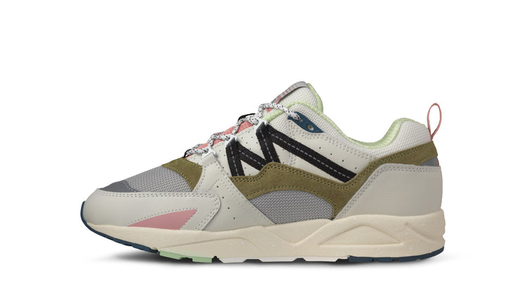 Karhu fusion 2.0 lily white green moss (web only)