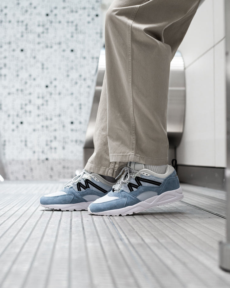 Karhu fusion 2.0 ashley blue jet black (web only)