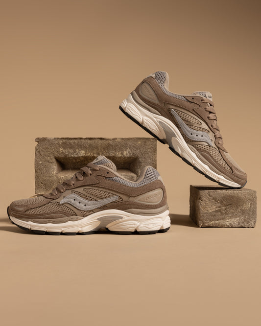 Saucony progrid omni 9 greige (web only)