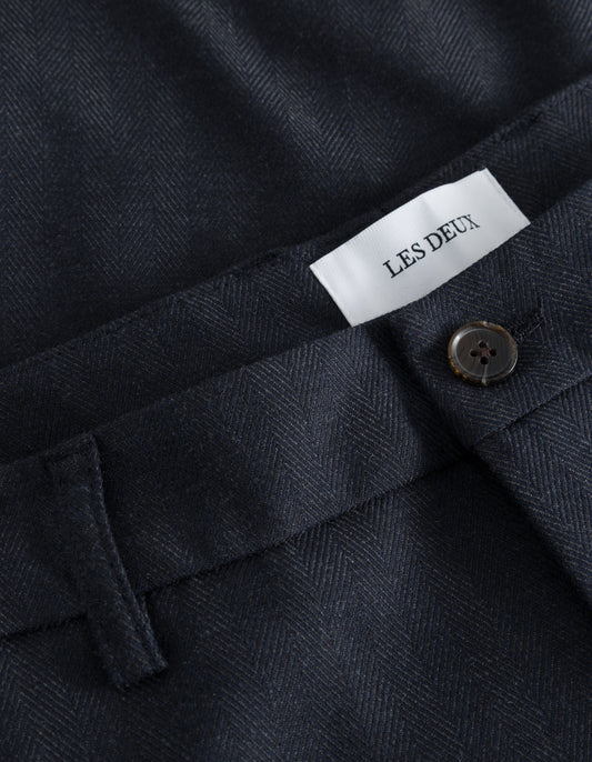 Les deux como reg herringbone suit pants dark navy dark grey melange