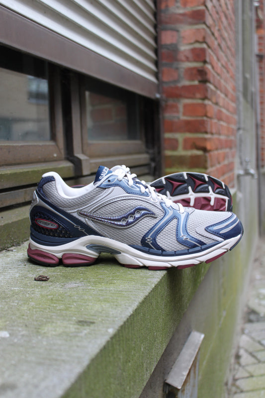 Saucony progrid triumph 4 moon navy