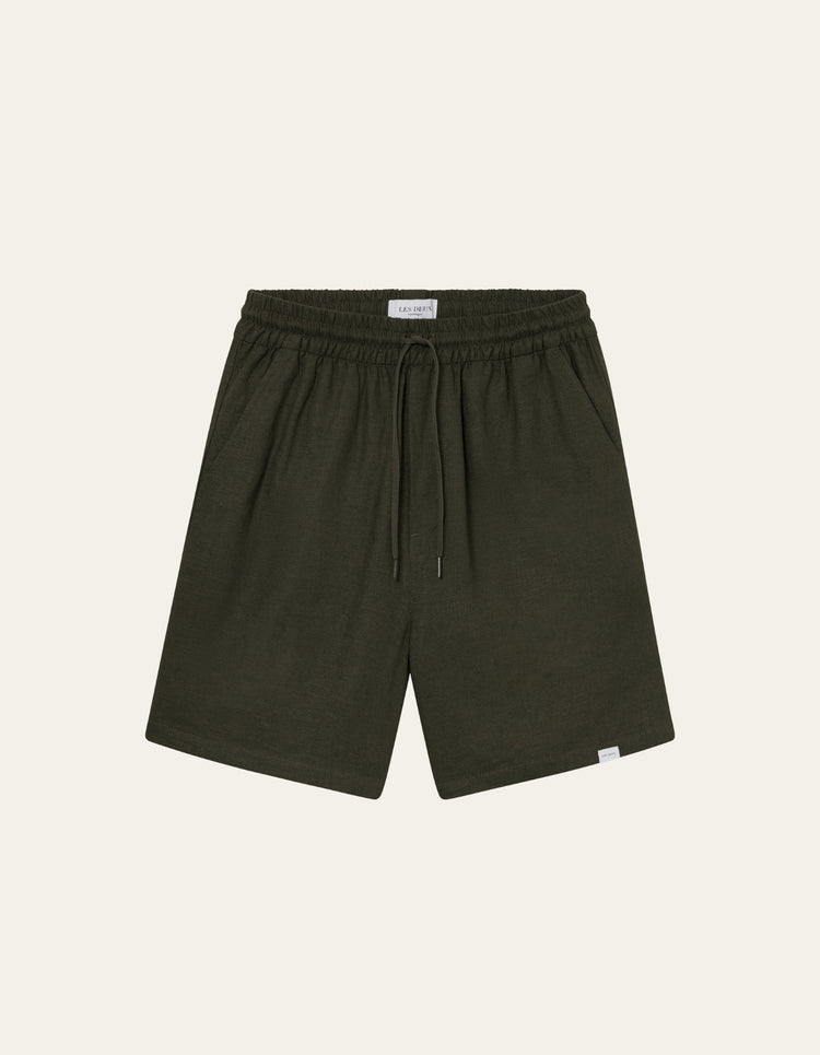 Les deux otto linen shorts forest green